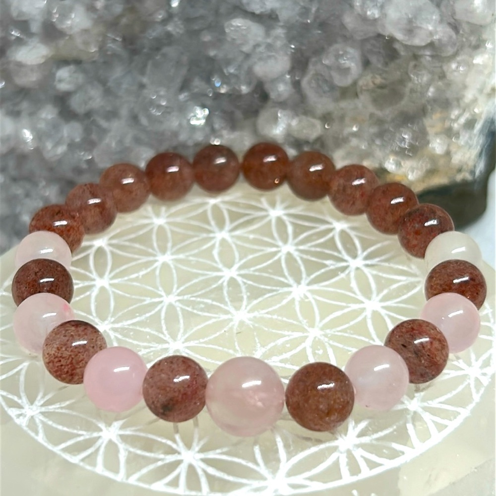 Hand made strawberry & rose quartz beaded bracelet